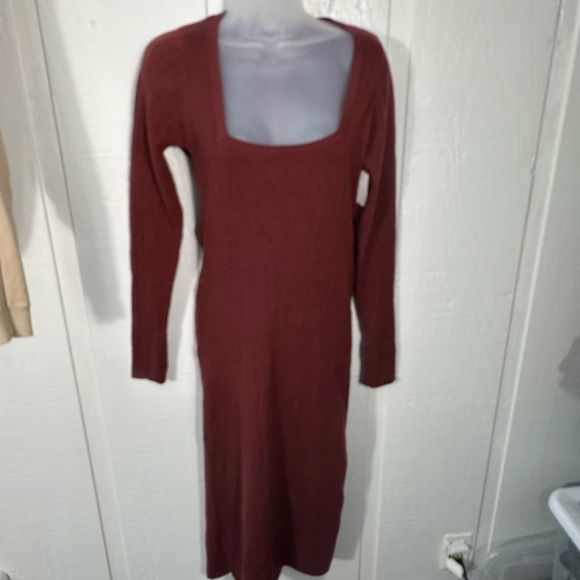 ASOS Knit Maroon Square Neckline Long Sleeve Sweater Dress Size 6 NWOT - Picture 4 of 13